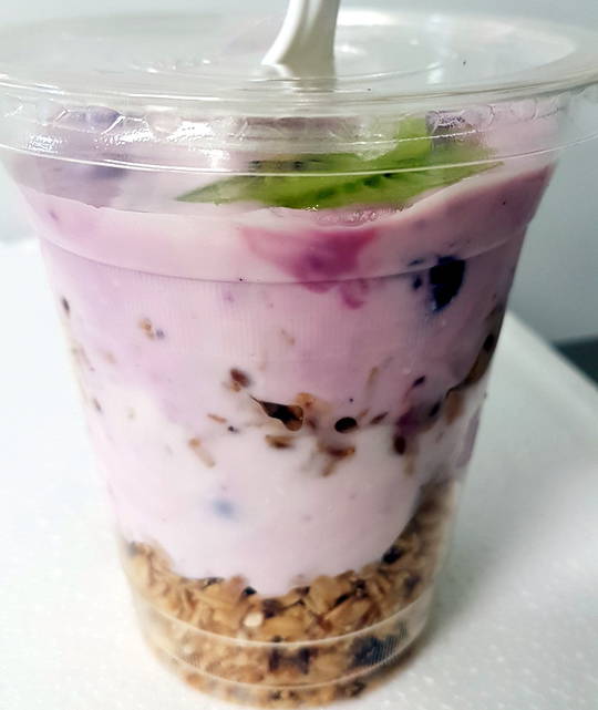 Muesli cup with berry yoghurt